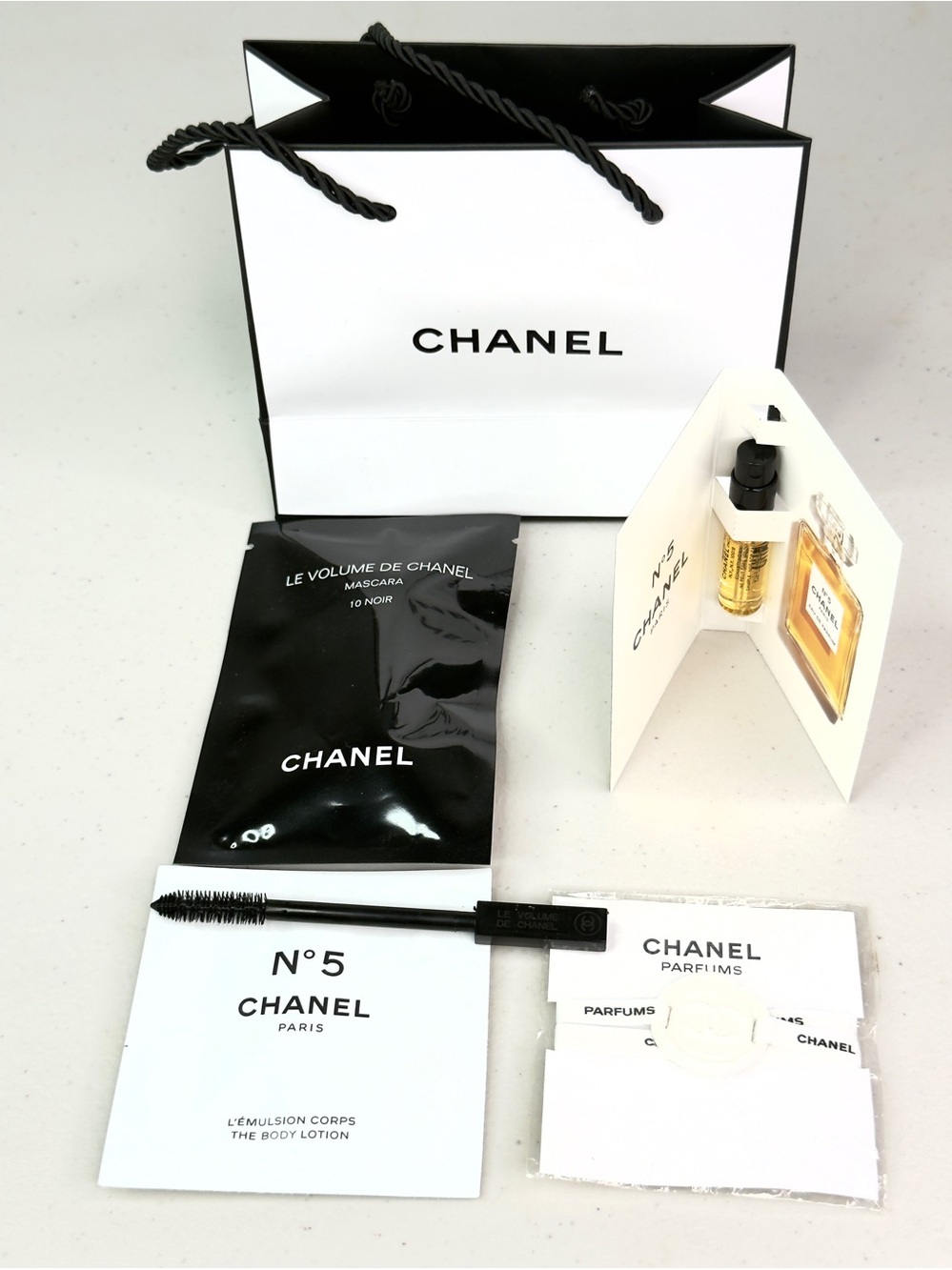 CHANEL Beauty Sample Bundle N°5 Mascara Fragrance NEW